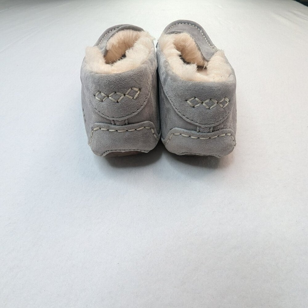 Ugg Ansley Light Grey Gray Shearling Lined Moccasin Shoe English & Arabic - Picture 4 of 14